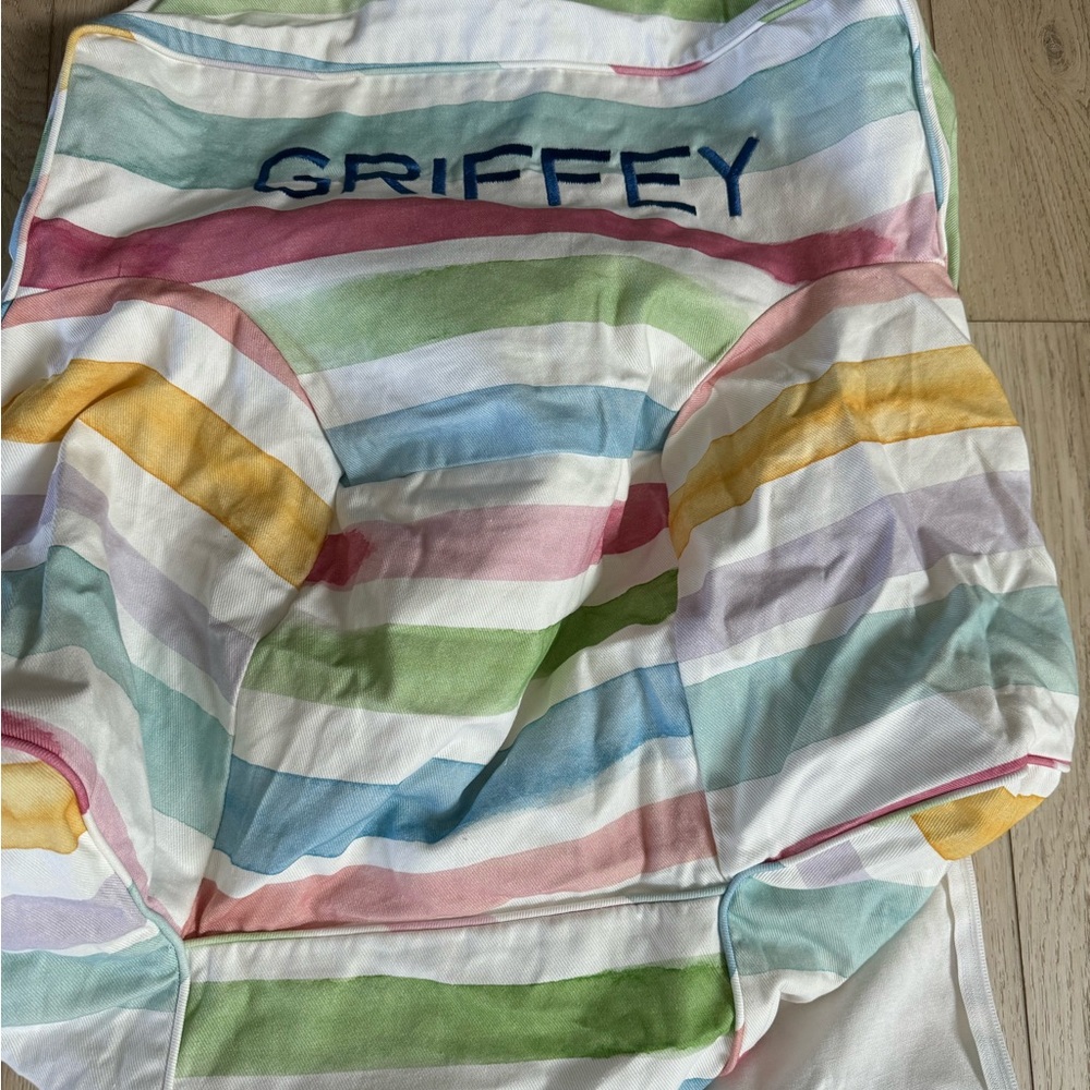 My first anywhere chair cover customized “Griffey”